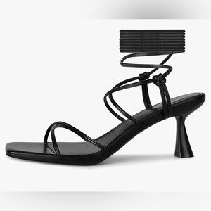 ISNOM Strappy Kitten Lace Up Stiletto Wrap Around with Square Toe Heels NWT